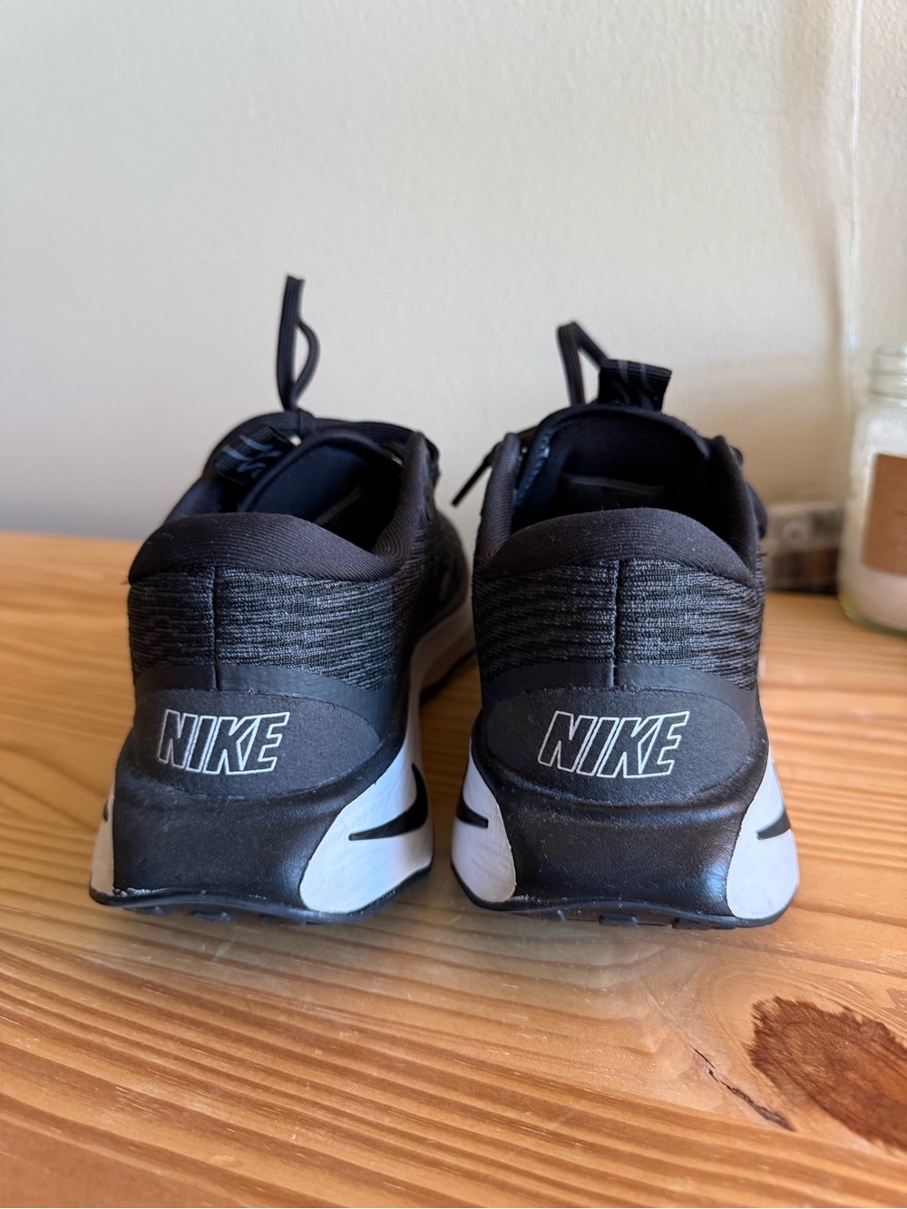 Nike - Picture 5 of 6